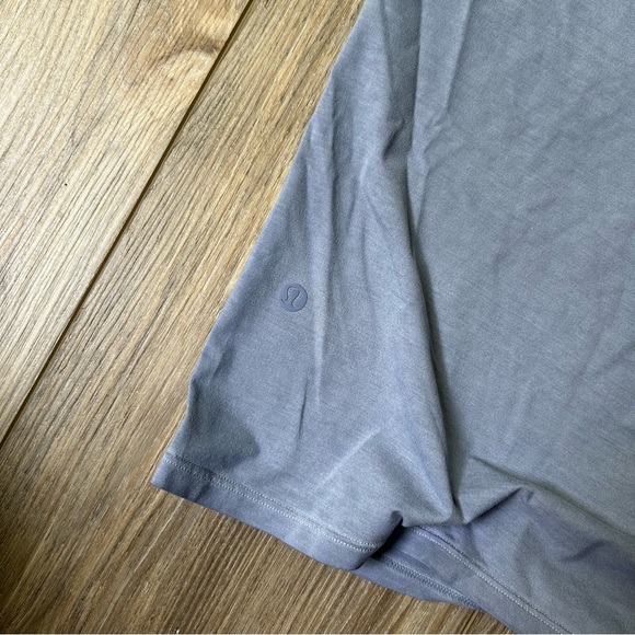 lululemon | Fundamental T-Shirt in Breeze Dye Blue (Small) - Picture 4 of 13